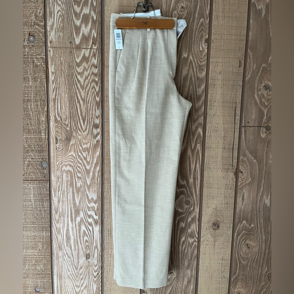 Aritzia Wilfred Effortless Pants - NWT!